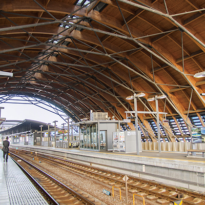 ウッドテクノス | WOOD TECHNOS 導入事例 高知駅